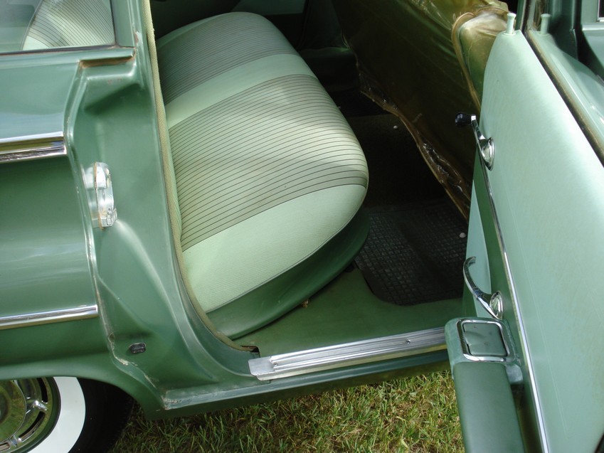 1960 Bel Air 4 door Sedan green 39kmiles 36.jpg